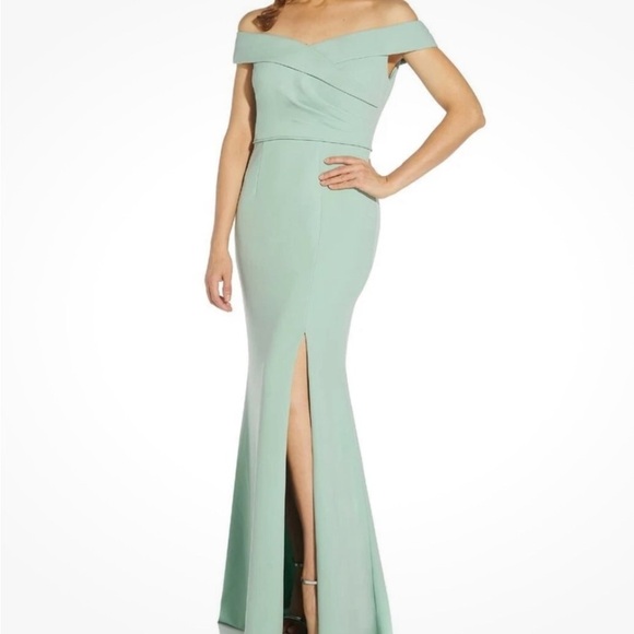 ADRIANNA PAPELL Off-the-shoulder Crepe Gown In Cloudy Aqua Size 14 - Picture 1 of 8